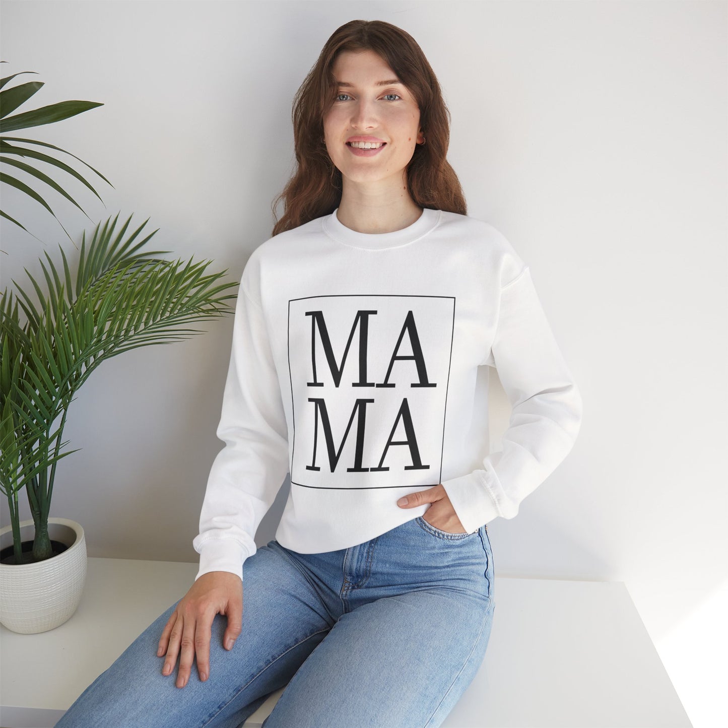 Unisex Sweatshirt with print of MAMA