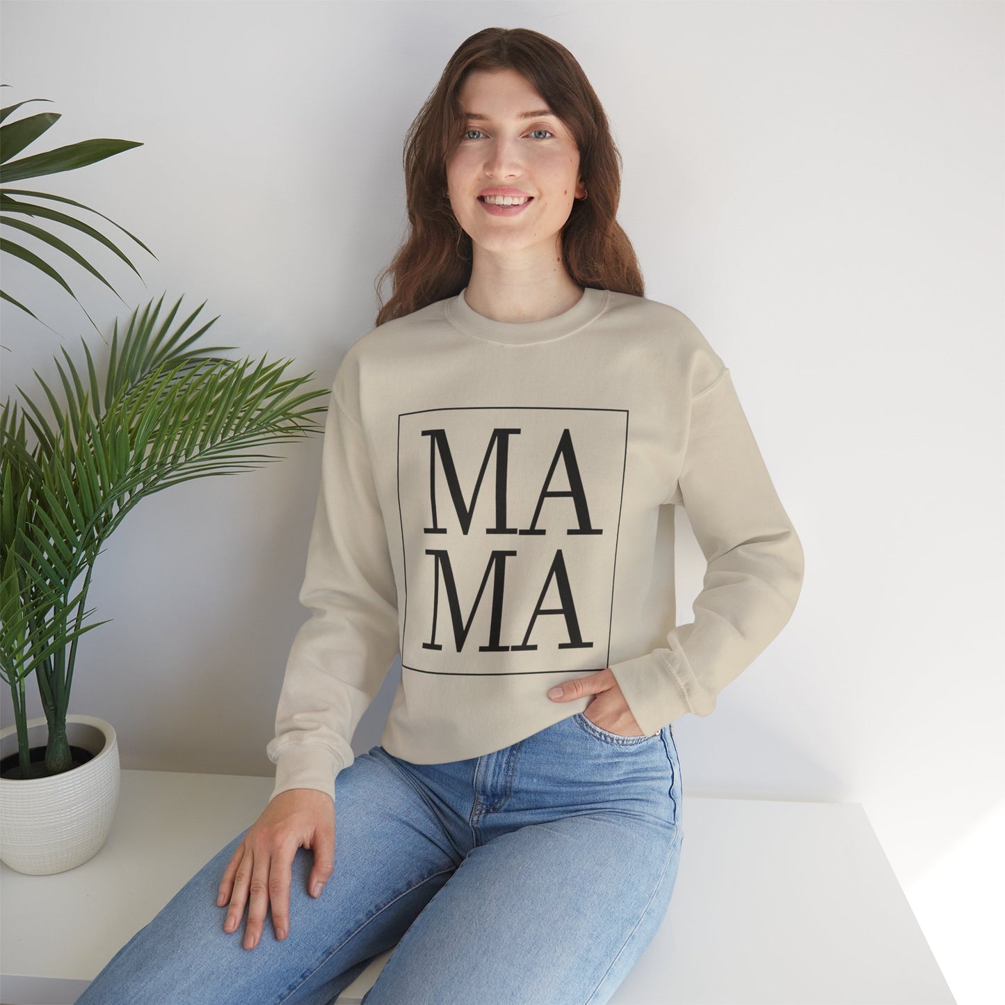 Unisex Sweatshirt with print of MAMA