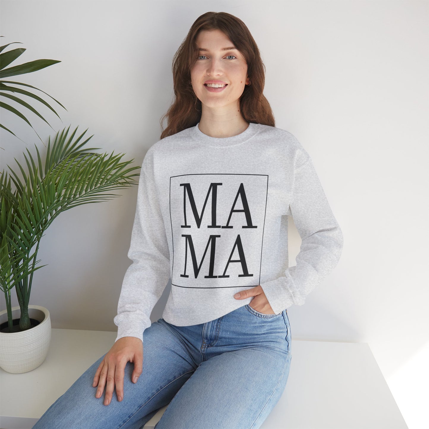 Unisex Sweatshirt with print of MAMA